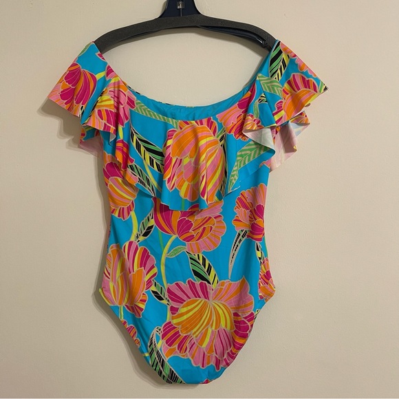 Trima Turk poppy ruffle 1pc swimsuit. - Picture 6 of 14